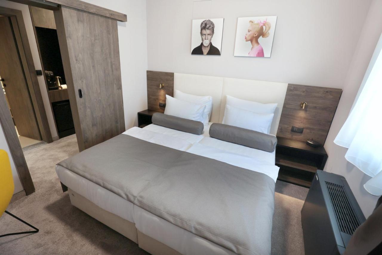 Hotel Milenij Makarská Exteriér fotografie