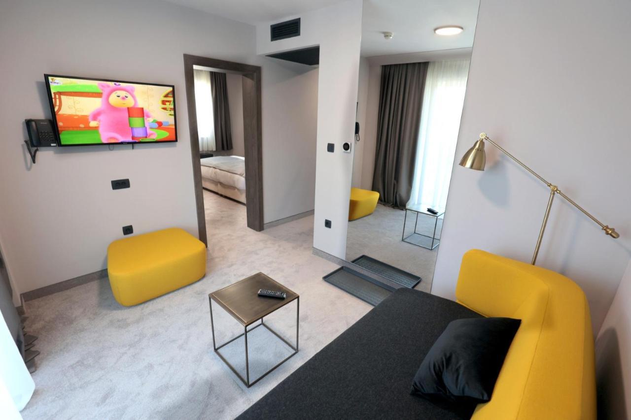 Hotel Milenij Makarská Exteriér fotografie