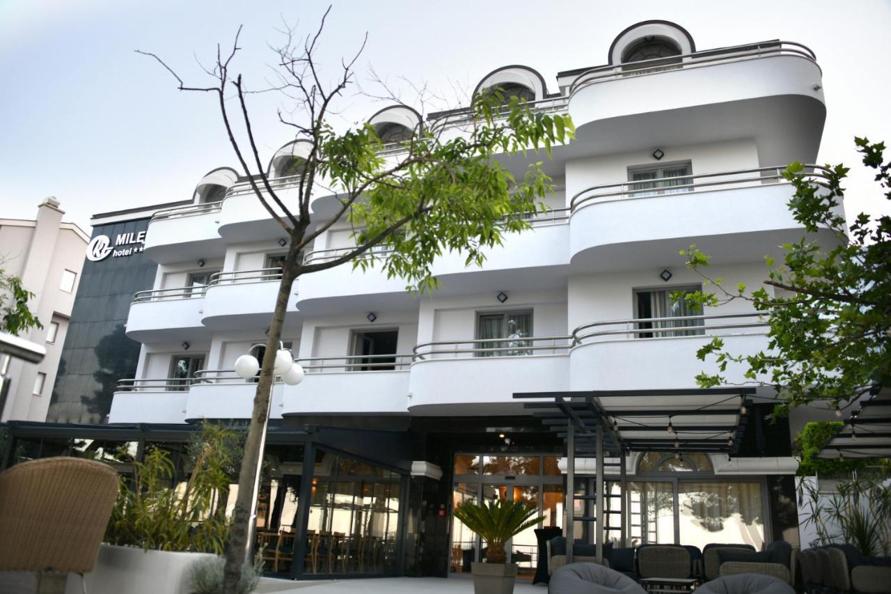 Hotel Milenij Makarská Exteriér fotografie