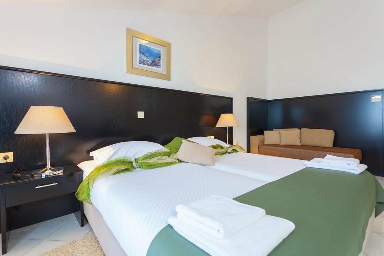 Hotel Milenij Makarská Exteriér fotografie